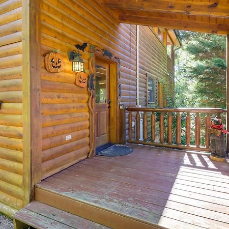 Secluded And Wooded Wears Valley Cabin With Fire Pit! Sevierville Exteriör bild