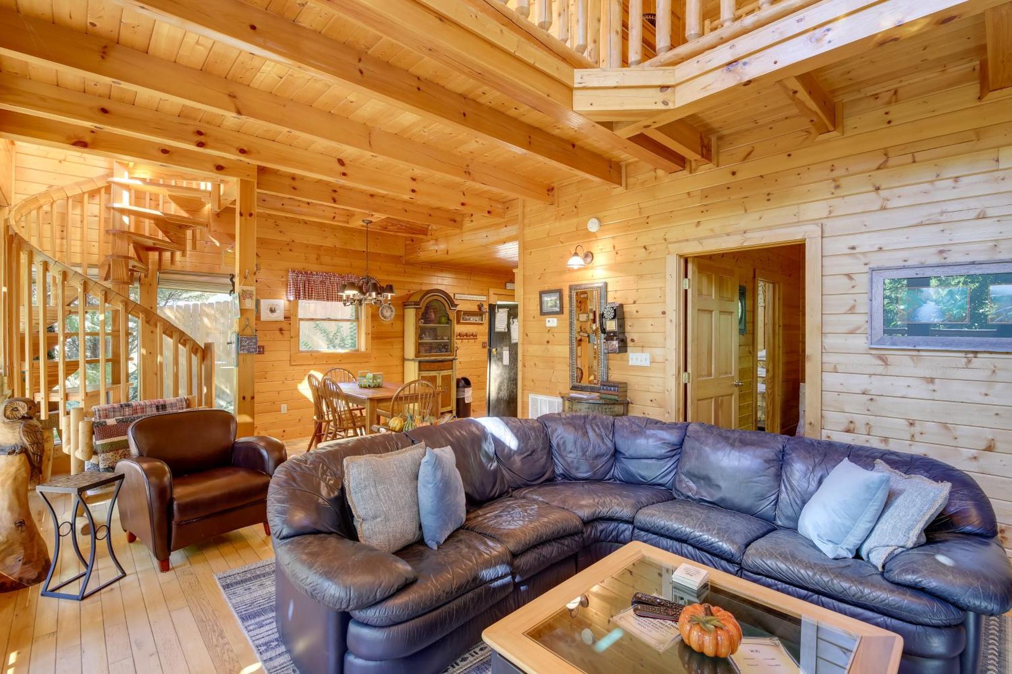 Secluded And Wooded Wears Valley Cabin With Fire Pit! Sevierville Exteriör bild