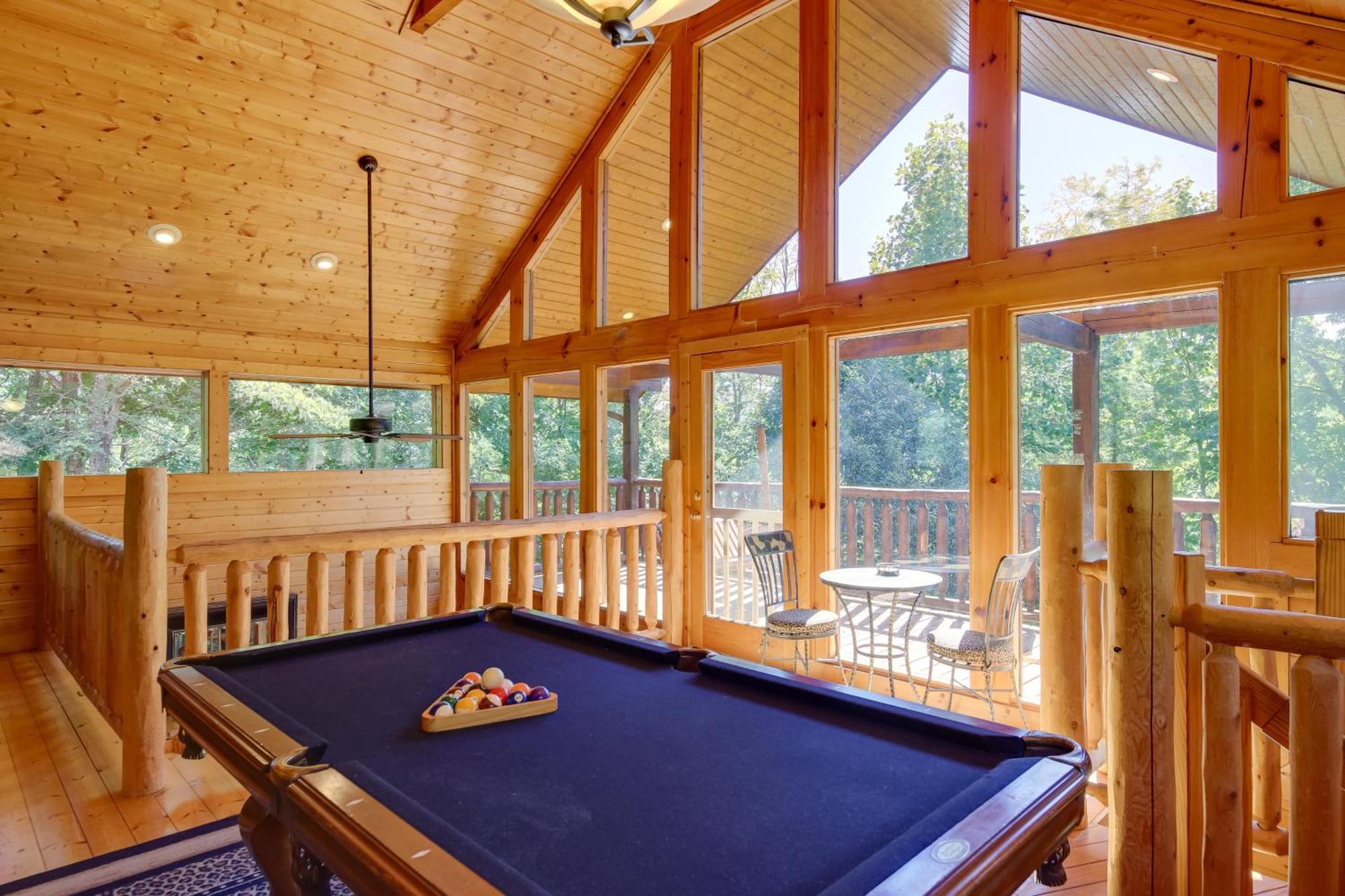 Secluded And Wooded Wears Valley Cabin With Fire Pit! Sevierville Exteriör bild