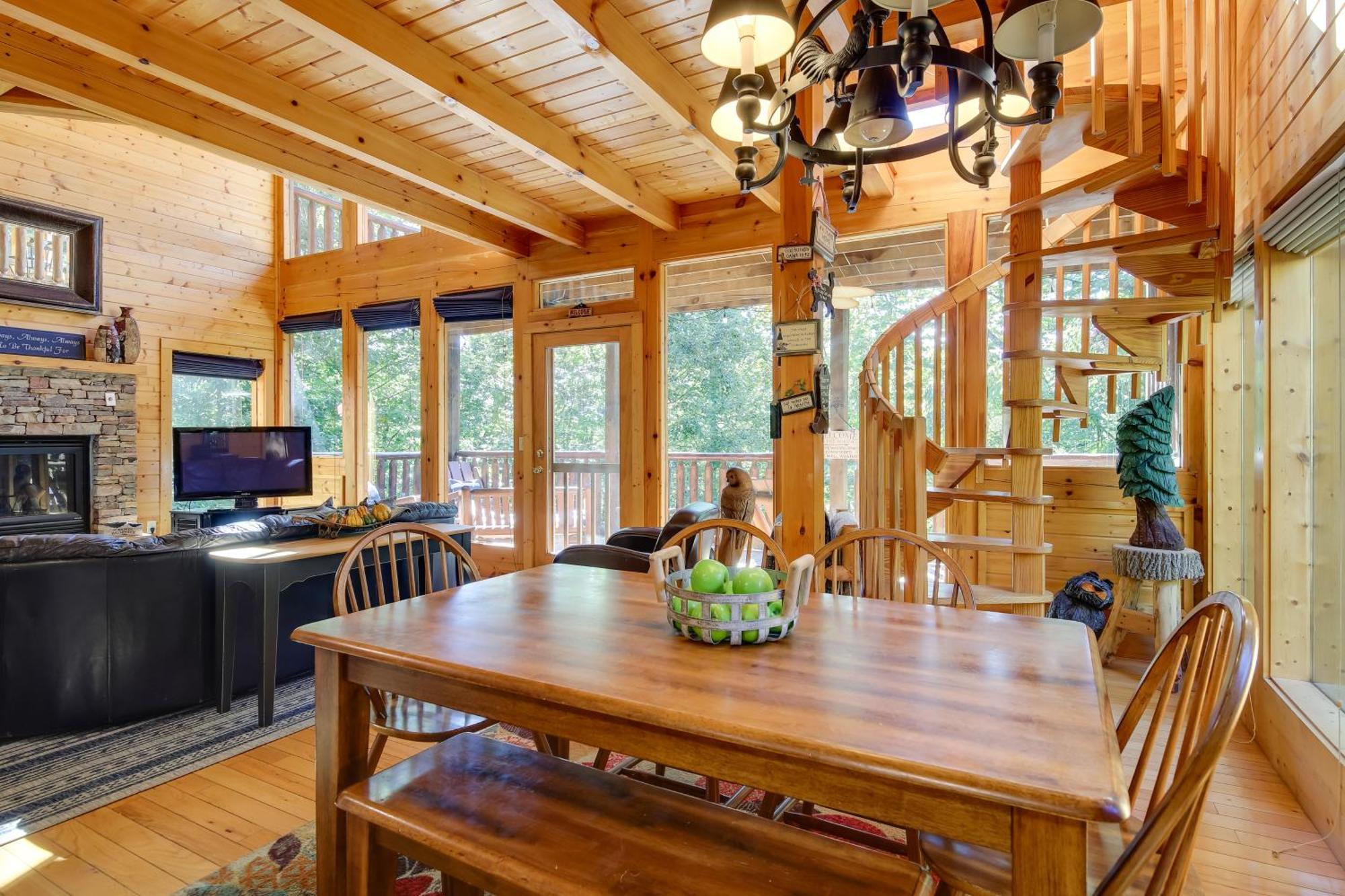 Secluded And Wooded Wears Valley Cabin With Fire Pit! Sevierville Exteriör bild